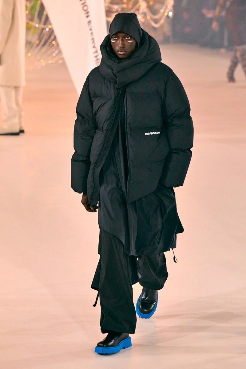 Off-White™ Fall 2022 Ready-to-Wear Collection Runway