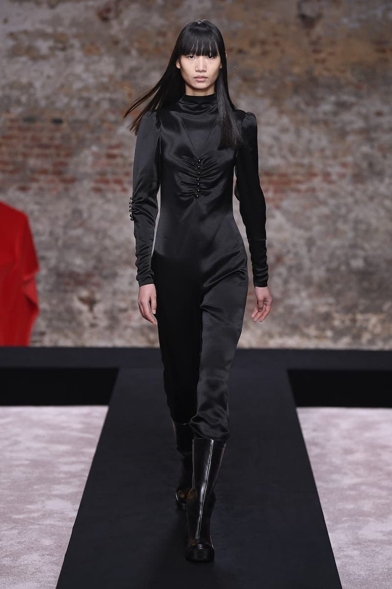 Raf Simons Fall/Winter 2022 Runway Show FW22 Collection Co-Ed Mens Womens Berghain Leather Vinyl Rubber Boots Accessories First Look