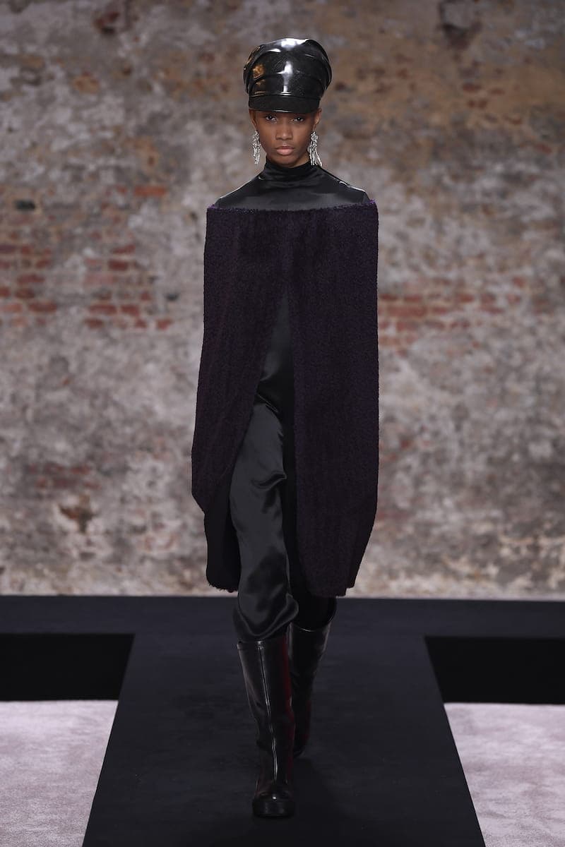 Raf Simons Fall/Winter 2022 Runway Show FW22 Collection Co-Ed Mens Womens Berghain Leather Vinyl Rubber Boots Accessories First Look