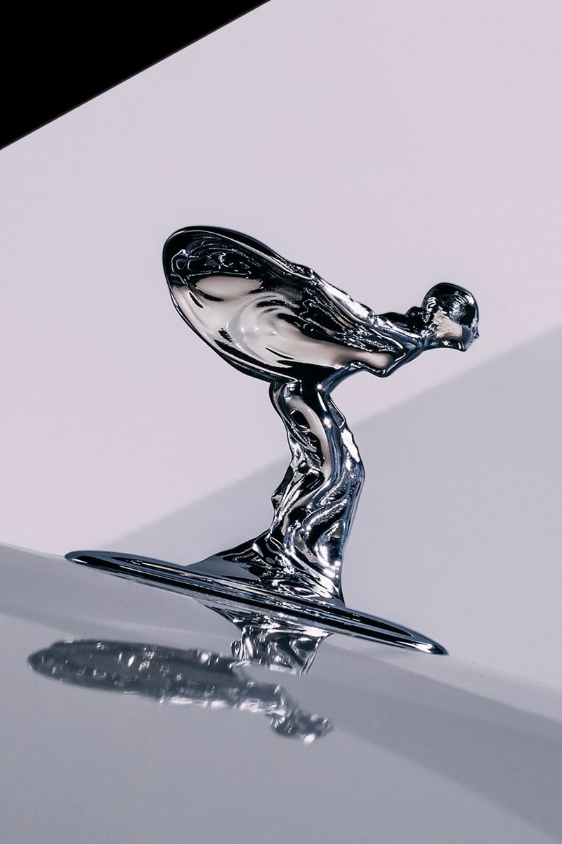 Rolls Royce Spirit of Ecstacy figure update streamline aerodynamic spectre EV 