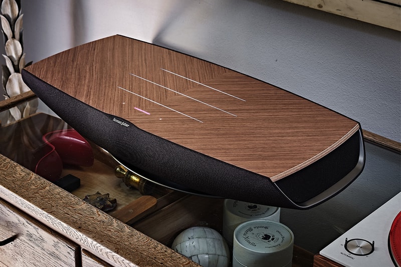 sonus faber home speaker vinyl phono panel stage input wireless bluetooth connectivity chromecast spotify connect turntable