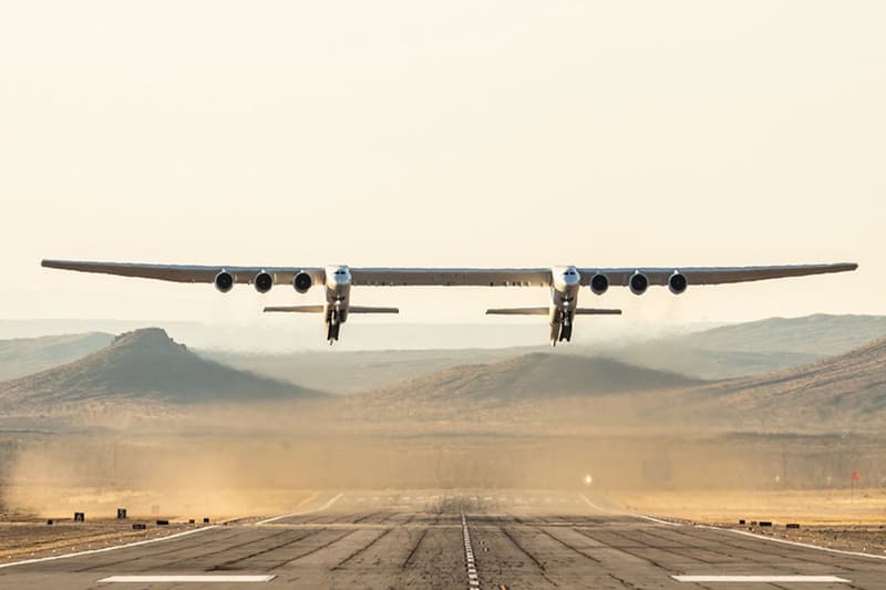 Worlds Largest Aircraft Completes Fourth Test Flight stratolaunch llc carrier roc hypersonic talon a 385 feet wingspan zachary krevor