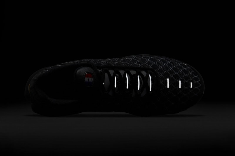 Nike Air Max Plus France Official Look Release Info DV3194-001 3M black silver release date info price French basketball net 1993 93 
