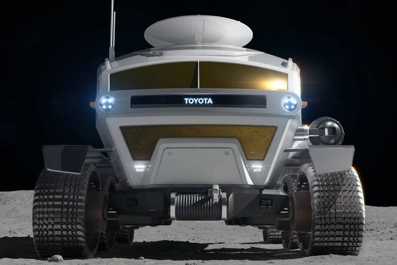 Toyota and JAXA Reveal a LUNAR CRUISER Prototype pressurised japan aerospace exploration agency 2040 moon mars 10000 range fuel cell info news