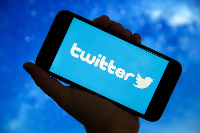 Twitter Is Testing a New Direct Message Feature on Tweets
