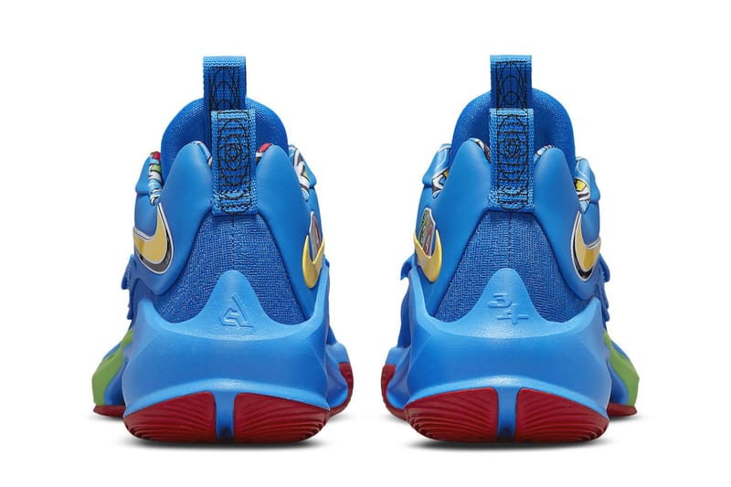 blue uno giannis