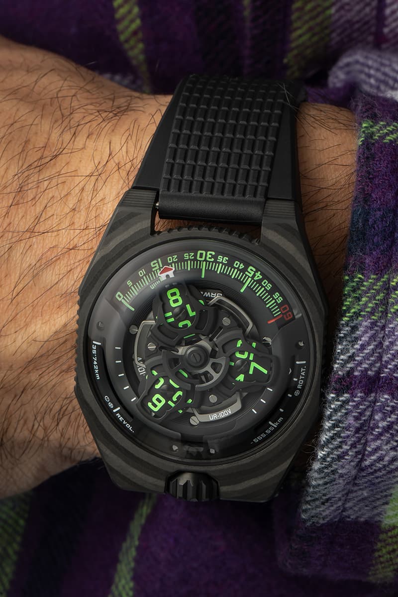 URWERK Presents Lightweight Carbon Version of Its Satellite Based Timekeeper