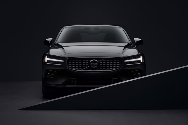 Volvo Introduces New "Black Edition" Styling Option for S60 Sedan
