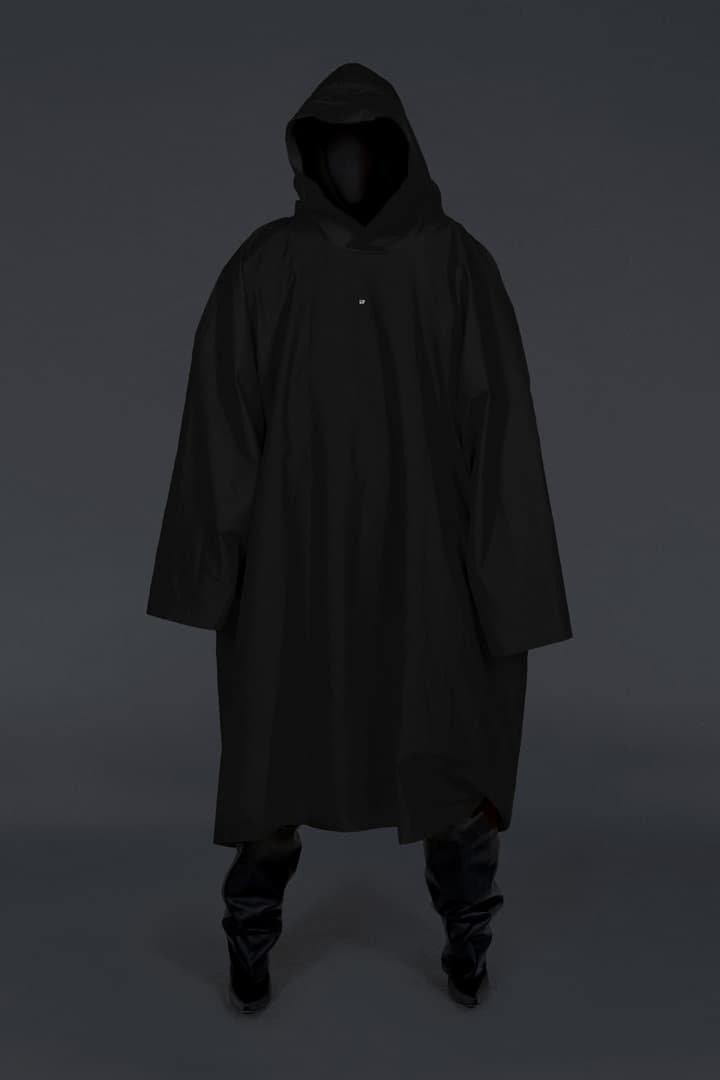 YEEZY GAP ENGINEERED BY BALENCIAGA Dropped Live Shop Collection Collaboration Demna Gvasalia Kanye West