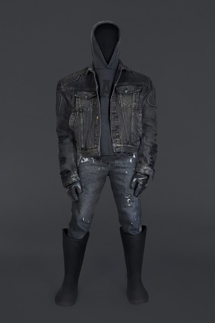 YEEZY GAP ENGINEERED BY BALENCIAGA Dropped Live Shop Collection Collaboration Demna Gvasalia Kanye West