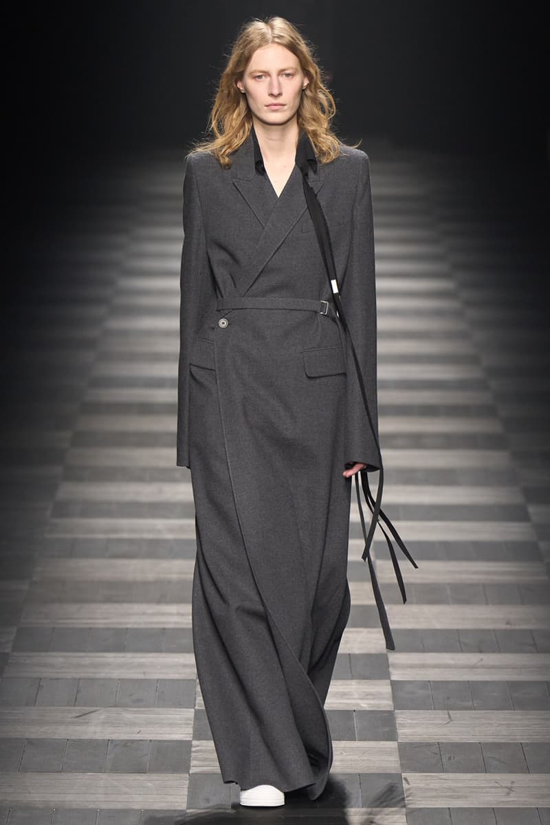 Ann Demeulemeester FW22 Showcases Its Heritage of Elegant Simplicity Fashion