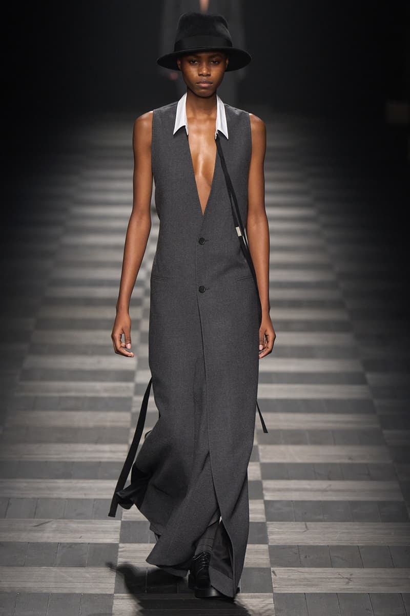 Ann Demeulemeester FW22 Showcases Its Heritage of Elegant Simplicity Fashion