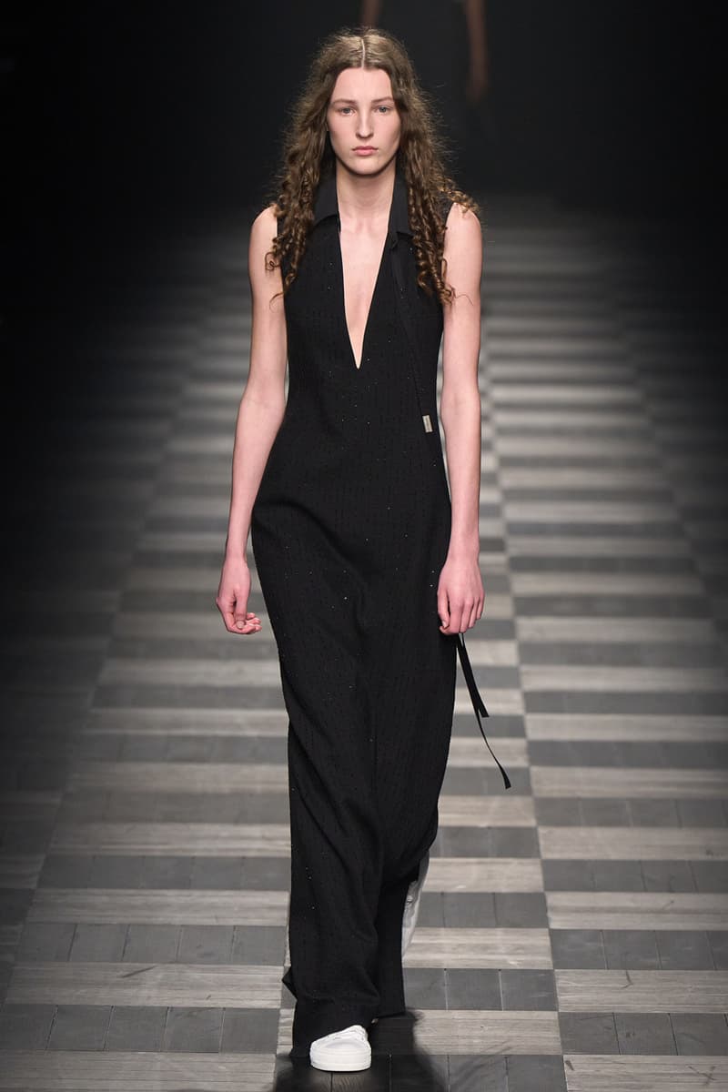 Ann Demeulemeester FW22 Showcases Its Heritage of Elegant Simplicity Fashion