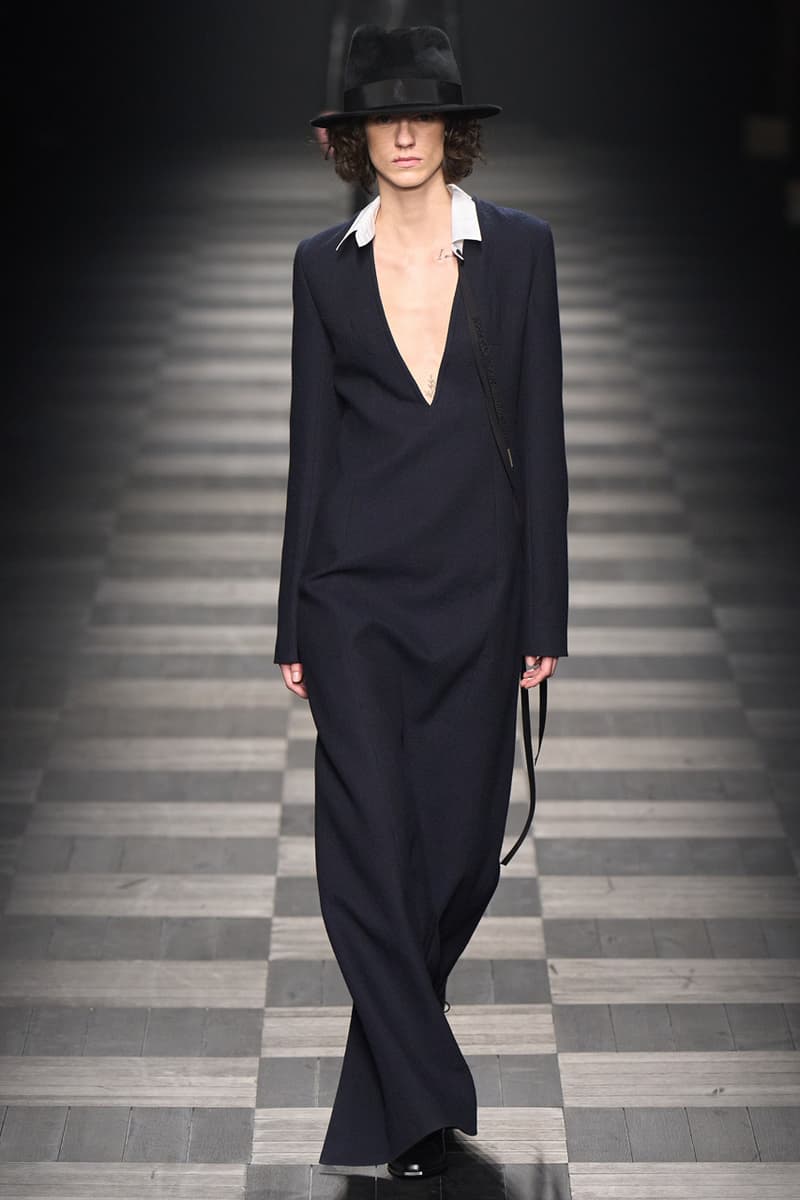 Ann Demeulemeester FW22 Showcases Its Heritage of Elegant Simplicity Fashion