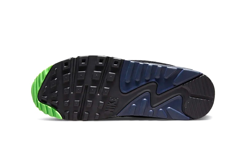 Nike Air Max Day March 26 New Colorways AM Dawn AM97 AM 90 SE Green and Pink Canvas Paneling “32C Air Max” Branding Patch “XXXV” Embroidered Accents Annual Sneaker Holiday March 26 1978 Tinker Hatfield Nike Branding Swoosh Micro-Swoosh Sage Green Overlays Air Max II 1989