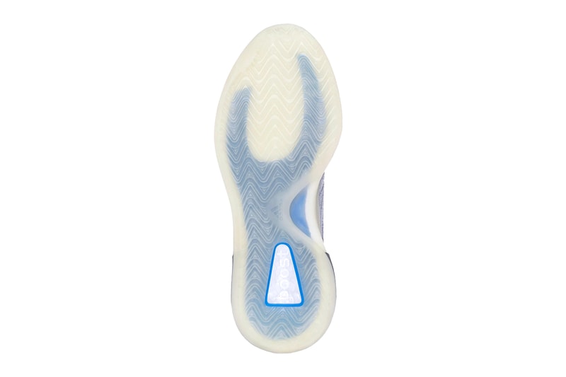 adidas YEEZY Quantum Mono Carbon Official Look Release Info GX6594 Date Buy Price Kanye West