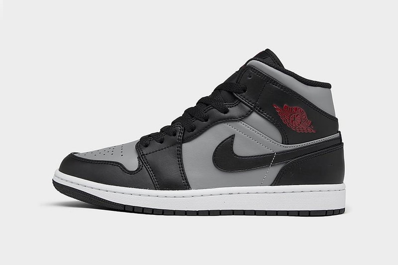 app online shopping sneakers launch release exclusive campaign air jordan shop drop shadow red retro sport basketball e-commerce deals drops