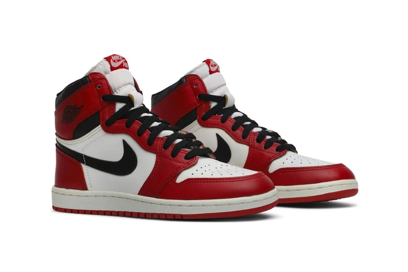 chicago red jordan 1s