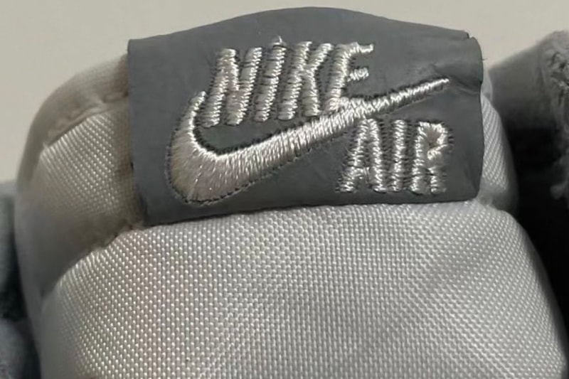 Air Jordan 1 High OG Stealth First Look Release Info 555088-037 Date Buy Price 