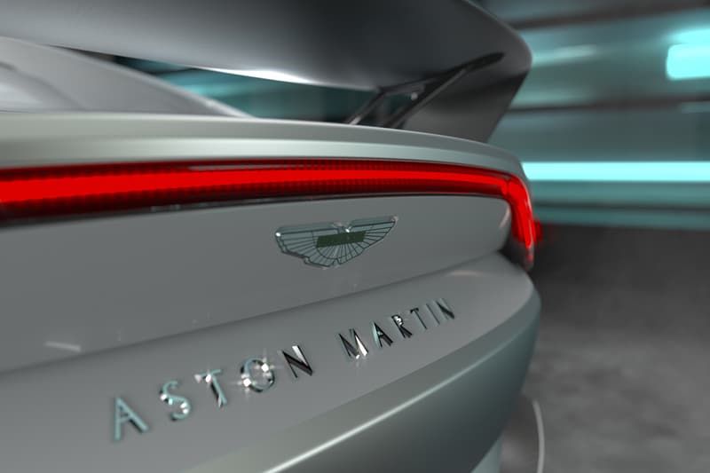 Aston Martin V12 Vantage 2022 Revealed Sold Out 5.2-Liter Twin Turbo 700 PS 753 Nm Torque Speed Performance Power British Supercar