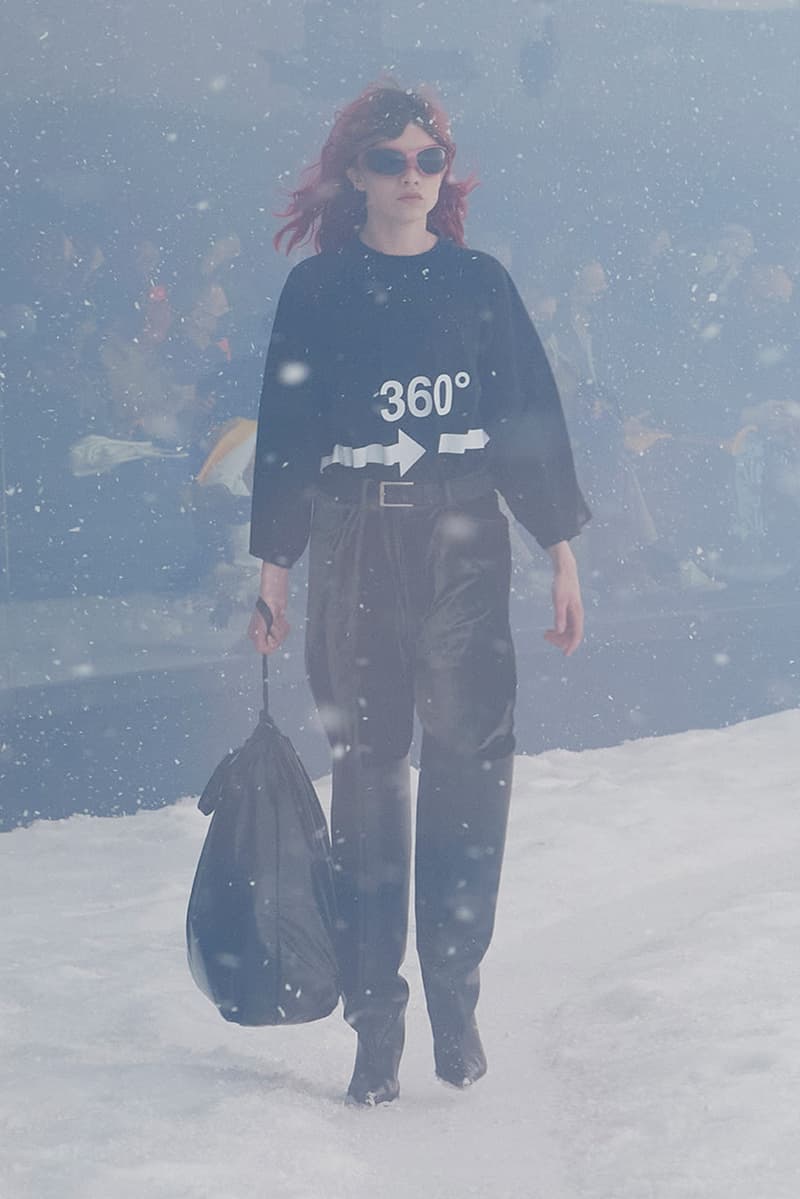 balenciaga winter 22 360 collection runway paris fashion week demna blizzard 