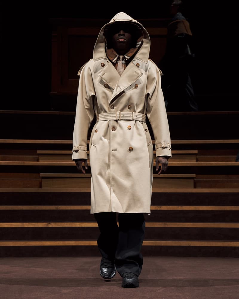 Burberry Returns to the Runway With a Proportionally Sized FW22 Collection