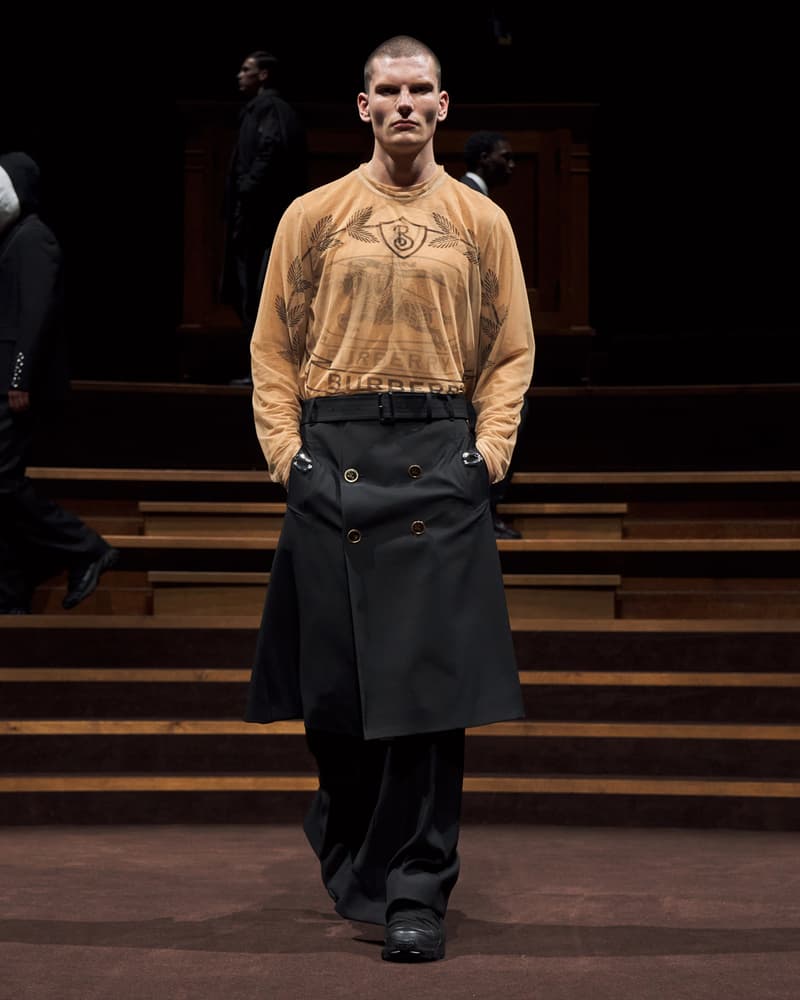 Burberry Returns to the Runway With a Proportionally Sized FW22 Collection