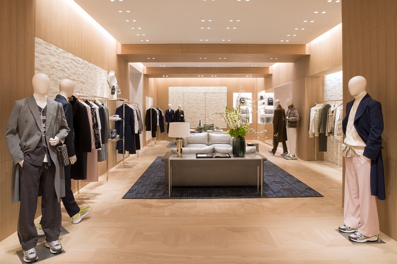 Dior Reopens 30 Avenue Montaigne Location Paris france christian store headquarters opening times address