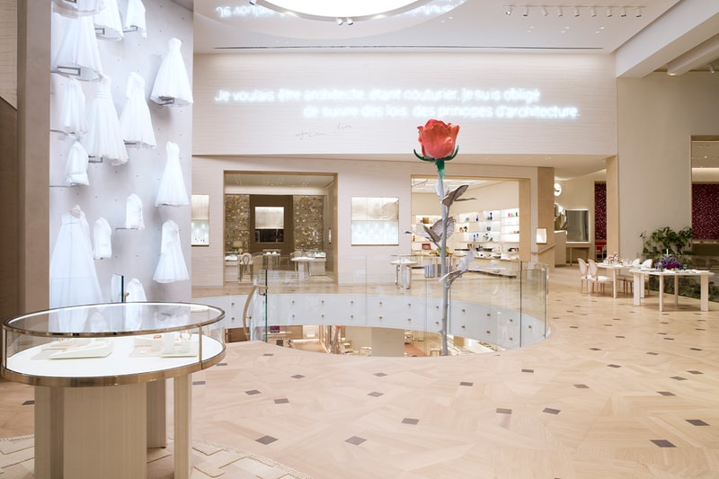 Dior Reopens 30 Avenue Montaigne Location Paris france christian store headquarters opening times address