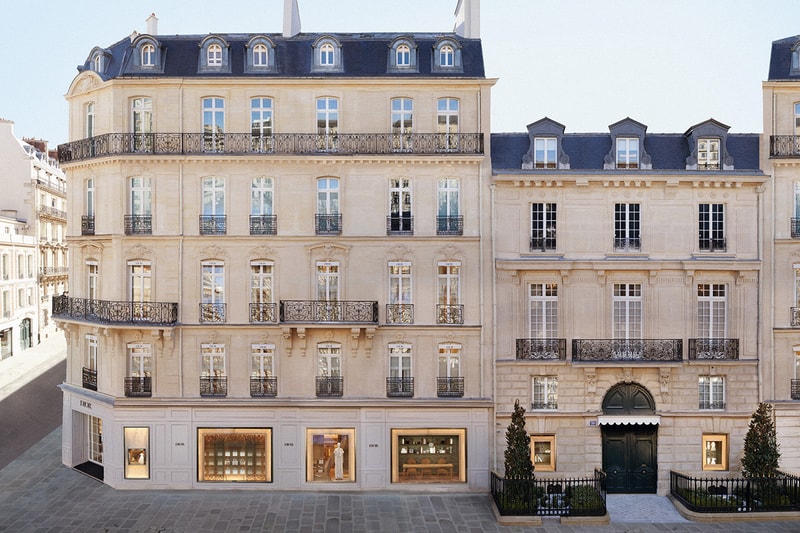 Dior Reopens 30 Avenue Montaigne Location Paris france christian store headquarters opening times address