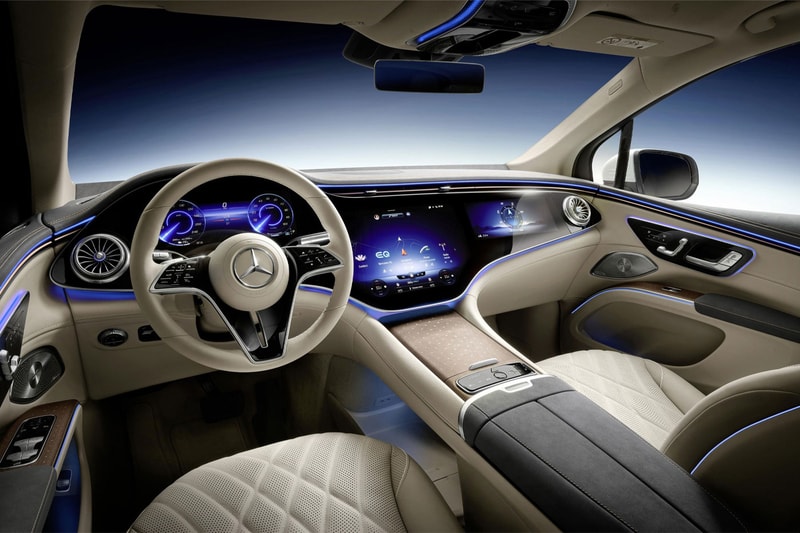 Mercedes-Benz Reveals First Look of the 2023 EQS SUV Interior mercedes-benz eqs 56-inch mbux hyperscreen atmost sound system modern contemporary 