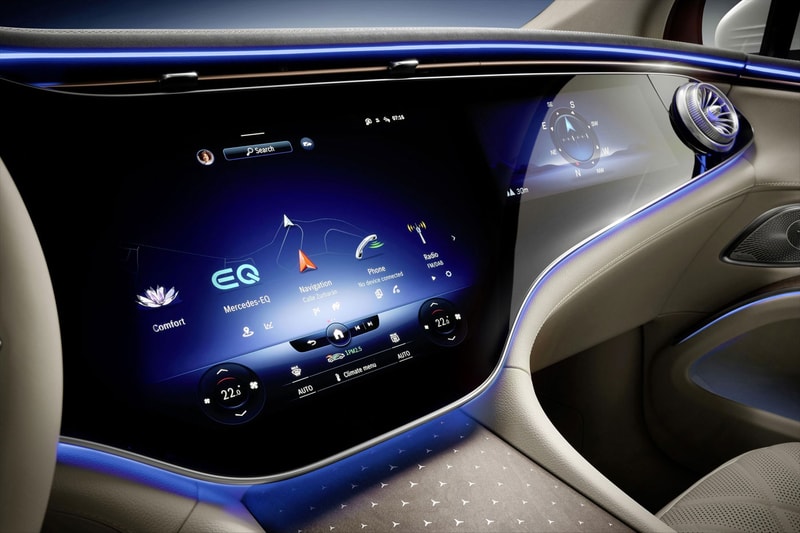 Mercedes-Benz Reveals First Look of the 2023 EQS SUV Interior mercedes-benz eqs 56-inch mbux hyperscreen atmost sound system modern contemporary 