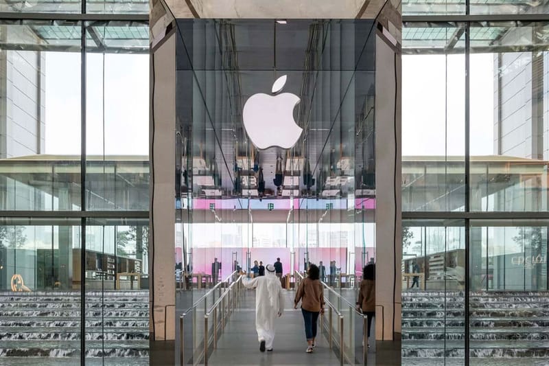 Apple's Al Maryah Island Store Opens in Abu Dhabi