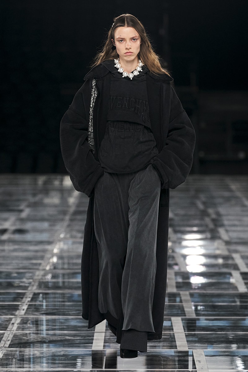 Givenchy FW22 Ready-to-Wear Collection Runway Images Fall Winter 2022 Matthew M. Williams Paris Fashion Week Bella Hadid A$AP Ferg