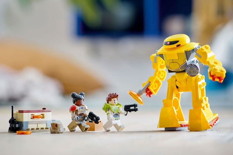 LEGO Launches Into Outer Space With Disney and Pixar With Upcoming 'Lightyear' Sets buzz lightyear chris evans to infinity and beyond 76832 Lightyear XL-15 Spaceship 76831 Lightyear Zurg Battle 76830 Zyclops Chase 