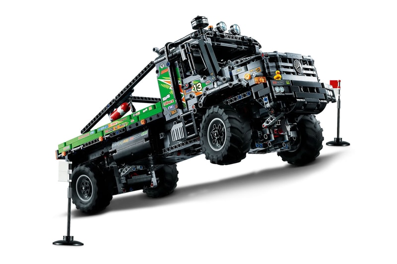LEGO Technics Expands Vehicular Lineup With Heavy Duty Mercedes-Benz Zetros Trial Truck building blocks 4x4 suspension