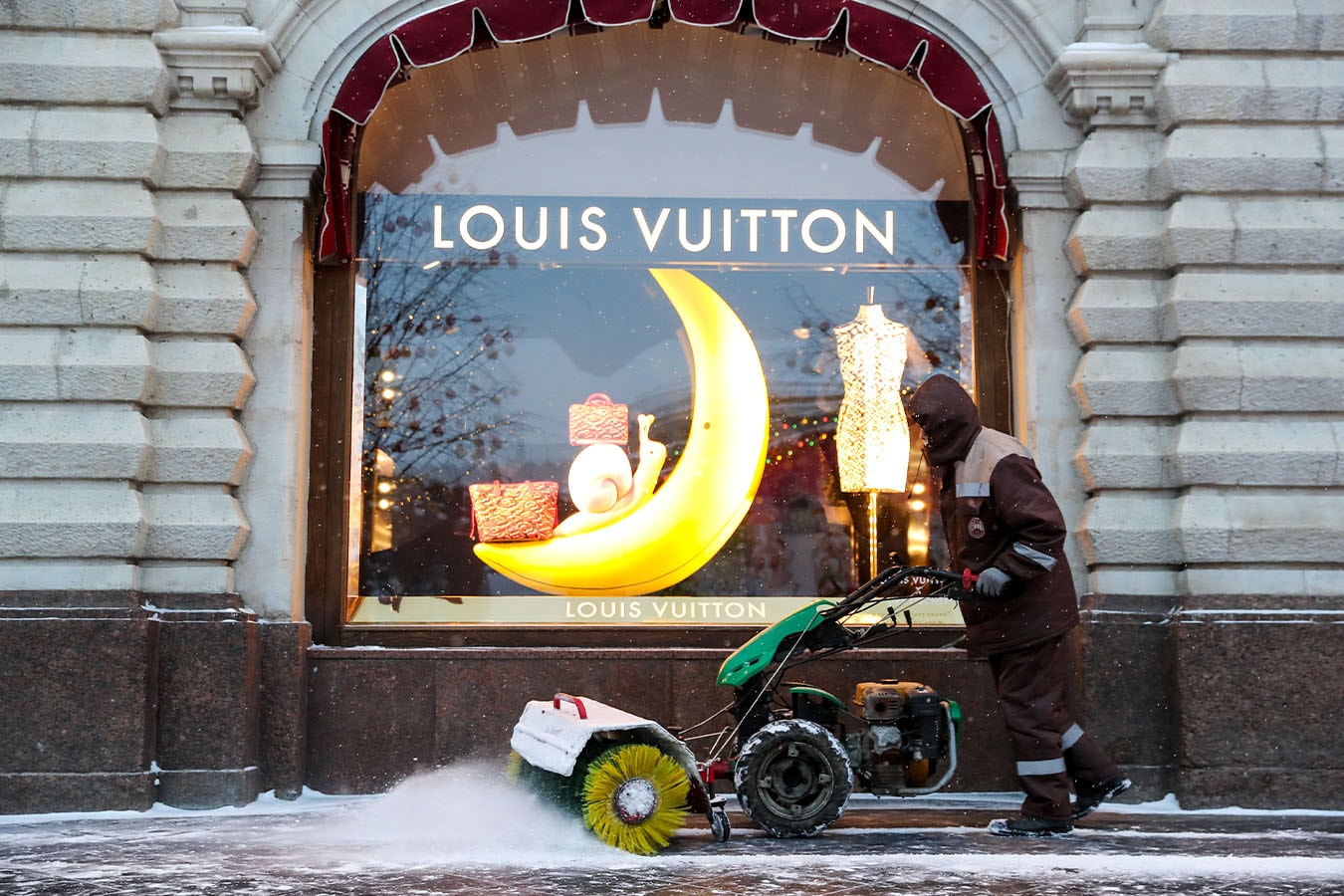 LVMH to 'temporarily' close its 124 shops in Russia