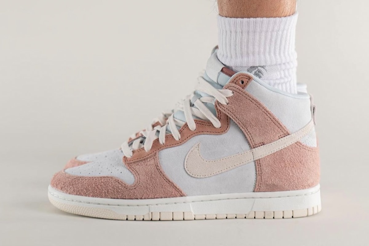 Nike Dunk High Fossil Rose DH7576-400 On-Foot Images Release Spring 2022 Nike Sportswear