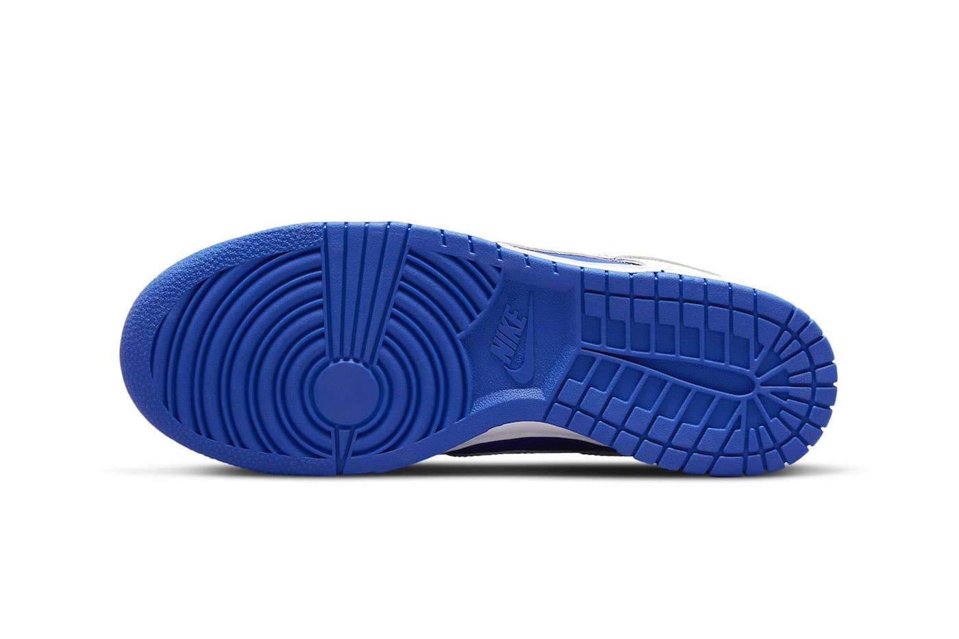 Nike Dunk Low Returns in a Dual Tone "Racer Blue" Iteration DD1391-401 sneakers skateboarding blue white crisp kentucky nike dunk low