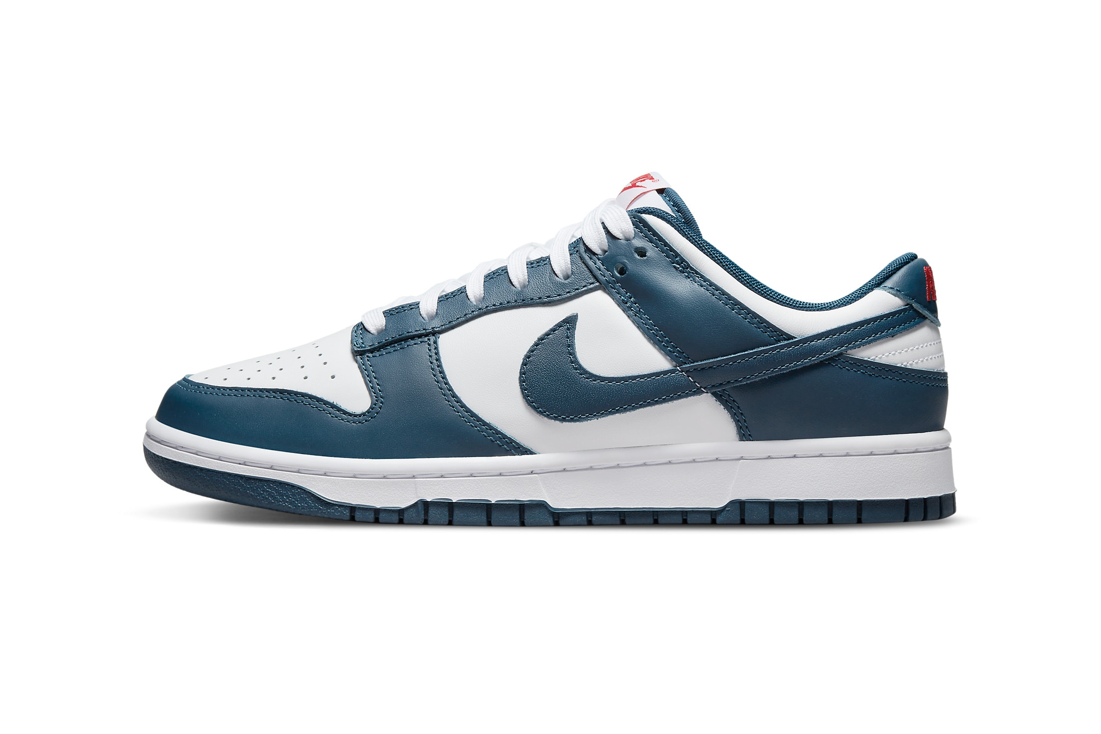 nike dunk low valerian blue white red usa DD1391 400 release date info store list buying guide photos price  