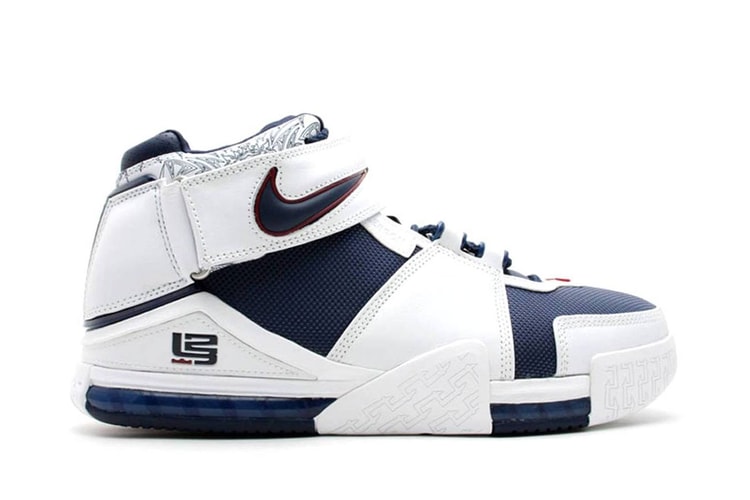 Nike LeBron 2 "USA" Is Slated to Return Later This Fall