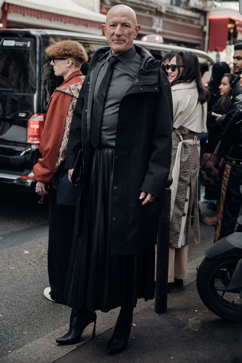 Paris Fashion Week Street Style Fall/Winter 2022 FW22 looks miu miu dior louis vuitton balenciaga 