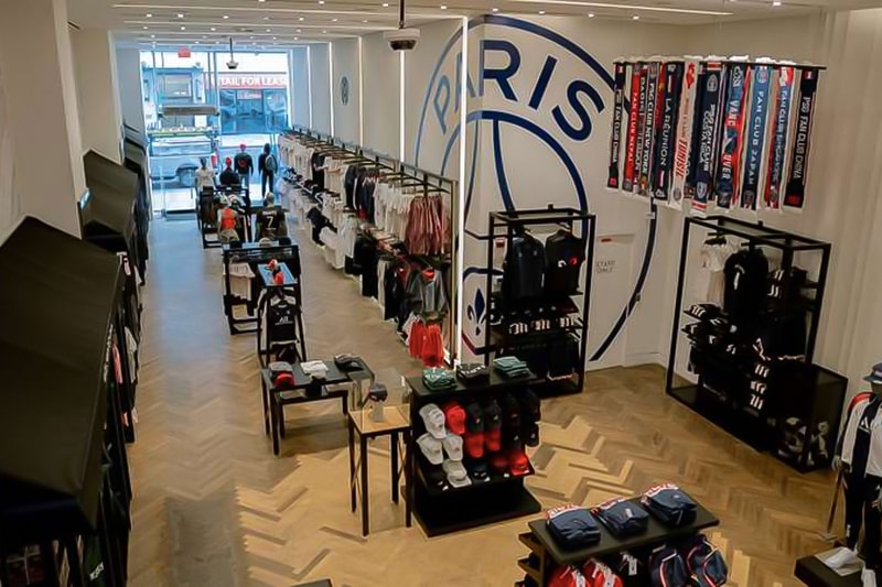 Paris Saint-Germain New Flagship Store NYC fanatics lids signed jerseys custom station images los angeles new york city french football club  sports fabien allegre  date info