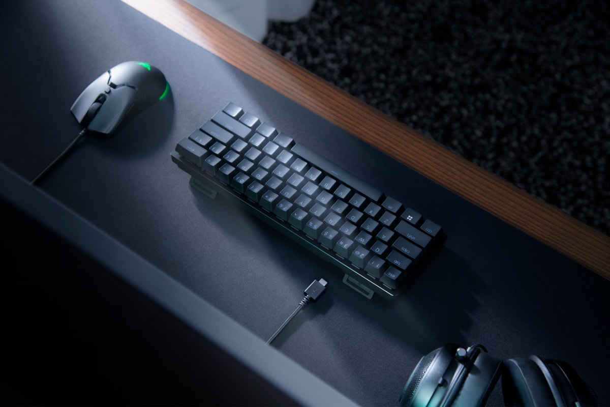 60% Small Gaming Keyboard - Razer Huntsman Mini