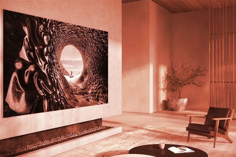 Samsung Nifty Gateway NFT Marketplace Smart TV bespoke displays ethereum credit card televisions 2022 neo wled app news