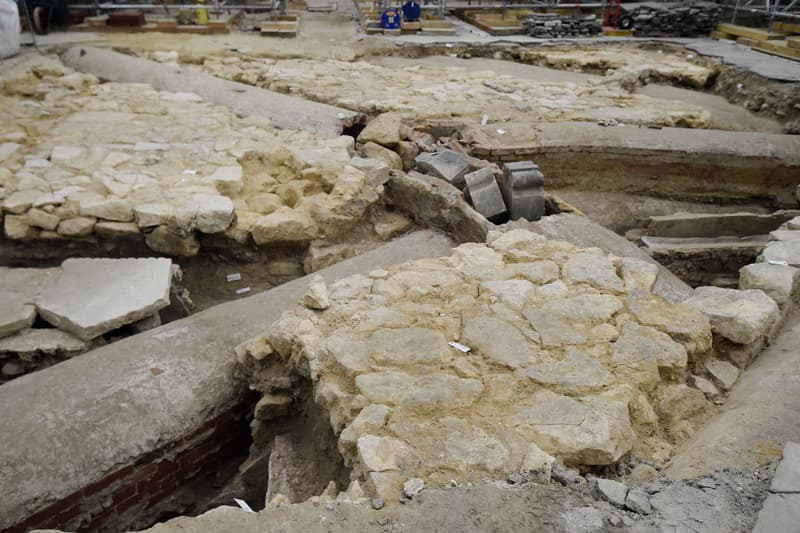 Notre Dame Cathedral Sarcophagus Discovery Paris Art