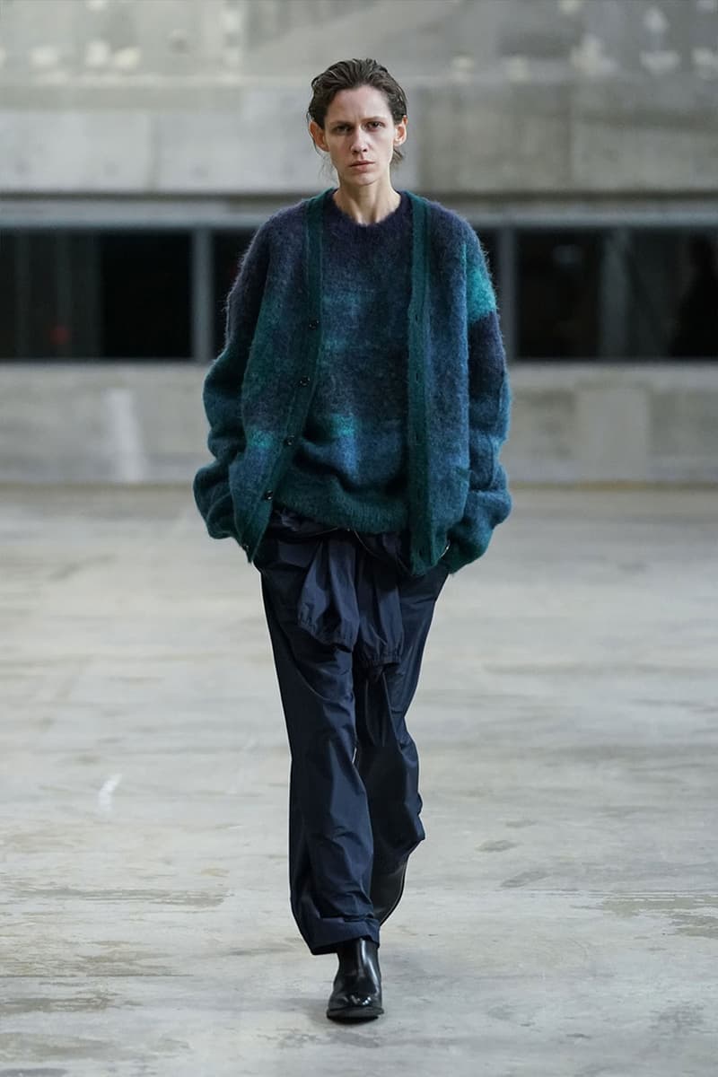 stein autumn fall winter 2022 fw22 kiichiro asakawa 2016 continuous perspective black dark blue grey mohair trench coats down jackets runway show images