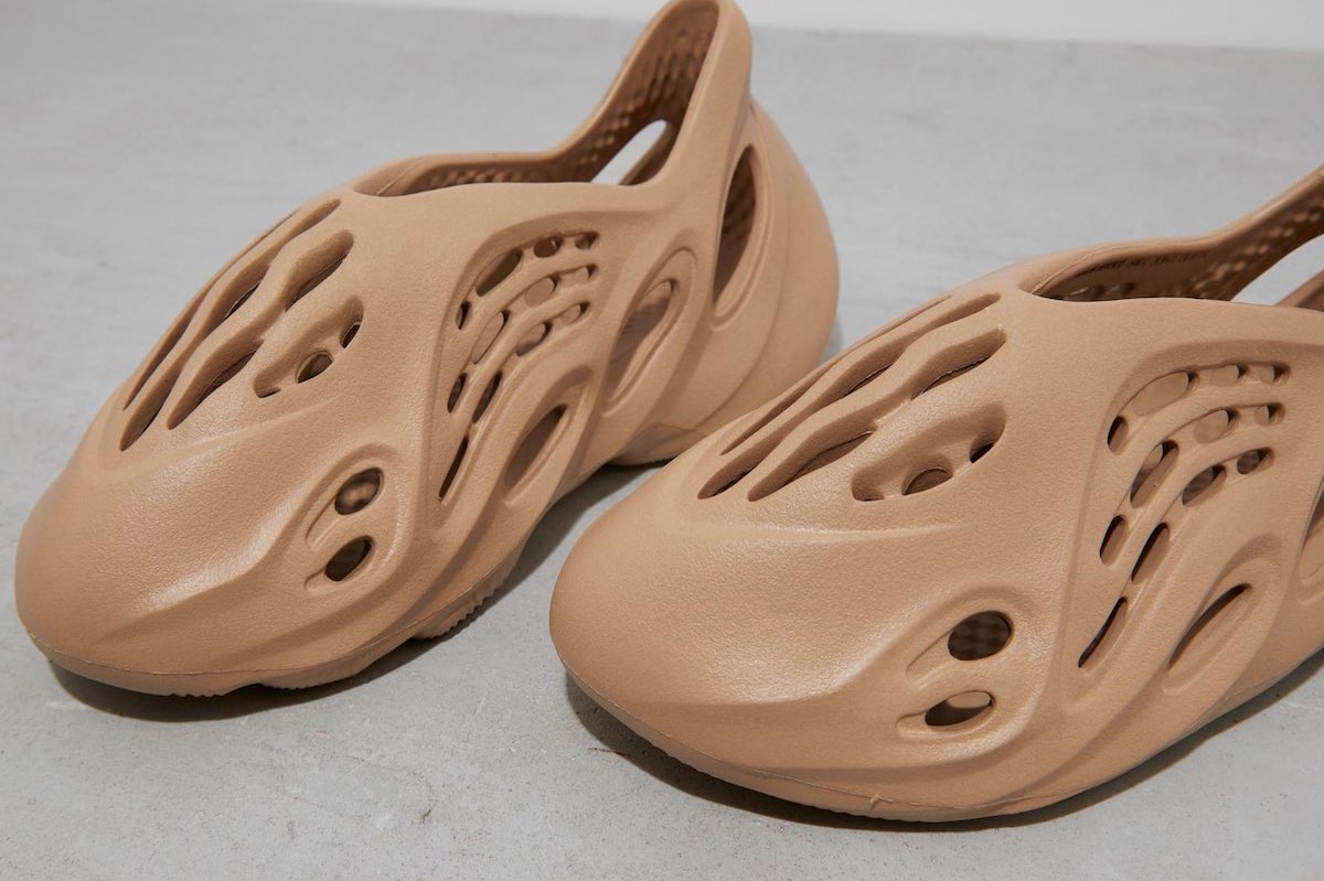 adidas YEEZY FOAM RNNR "Mist"