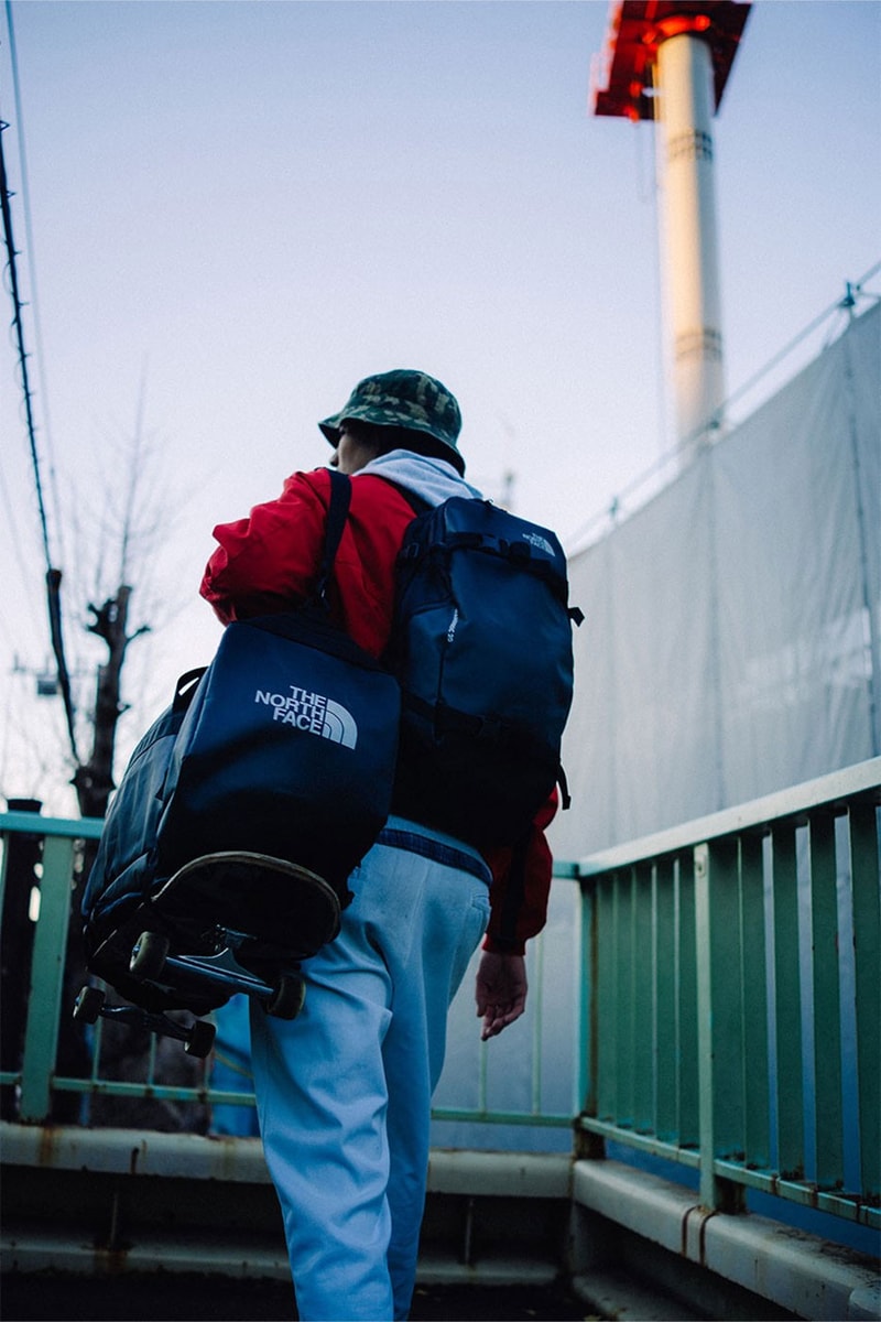 the north face standard wandereic skate bag collection carrying options pack 20 carrier duffel 70 sacochet roll up backpack deck storage release info price date