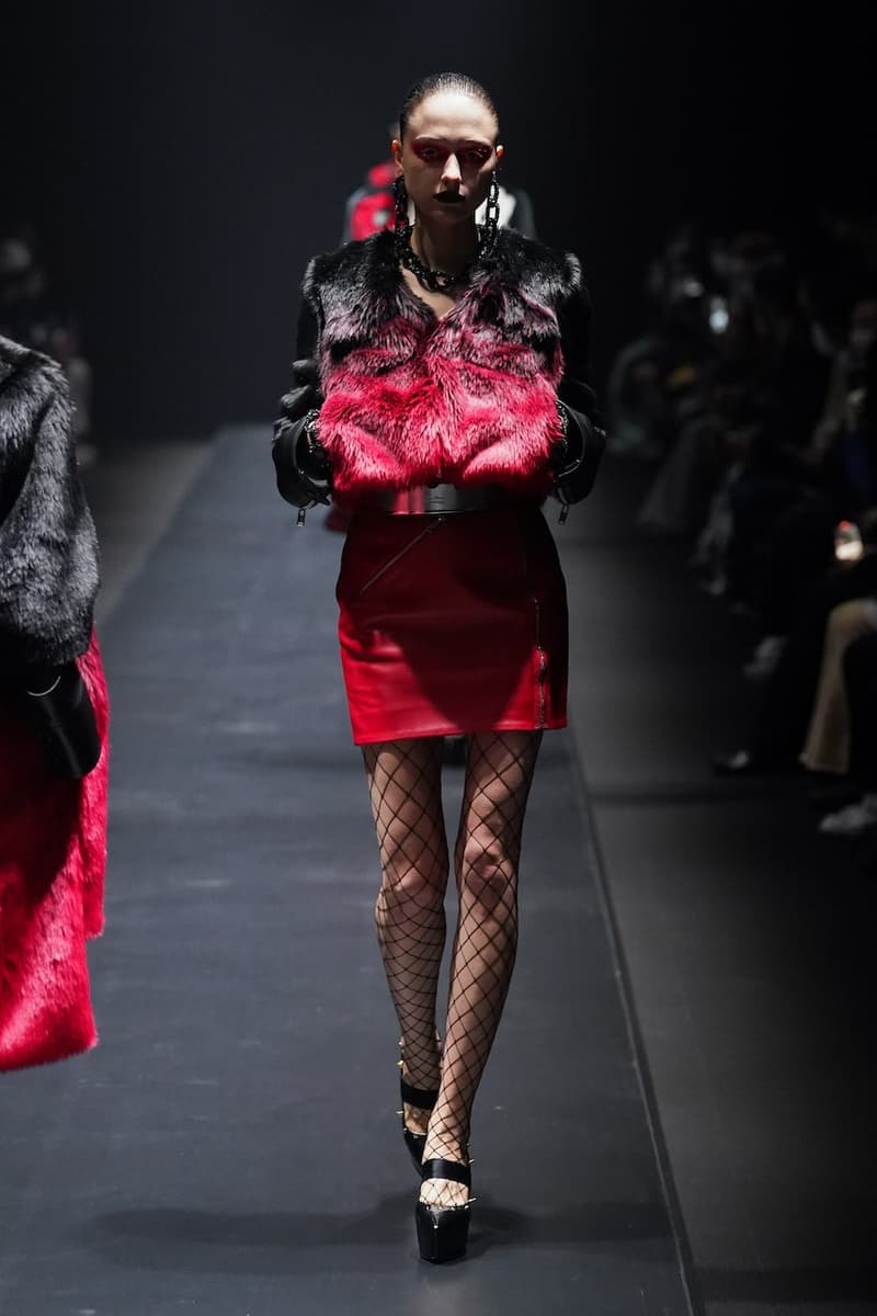 undercover fall winter 2022 womens runway collection cold flame Jun Takahashi runways tokyo Yoyogi Stadium in Tokyo